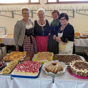 900 Jahre sind vergangen, seitdem die Kirchdorfer Kirche geweiht wurde. Mit einem großen Pfarrfest und Erntedank fanden die Jubiläumsfeiern ihren Höhepunkt und Abschluss.