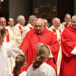 Festmesse zum 85. Geburtstag von Bischof em. Maximilian Aichern im Linzer Mariendom | 26.12.2017