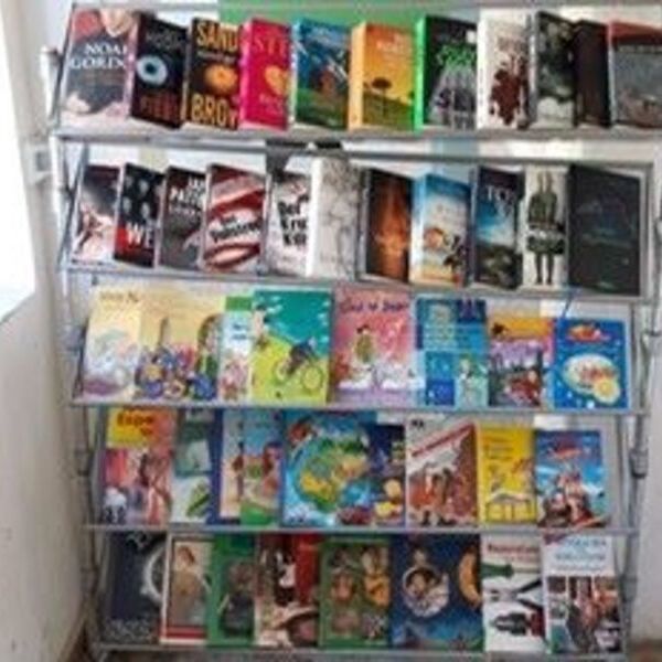 Info buchschrank